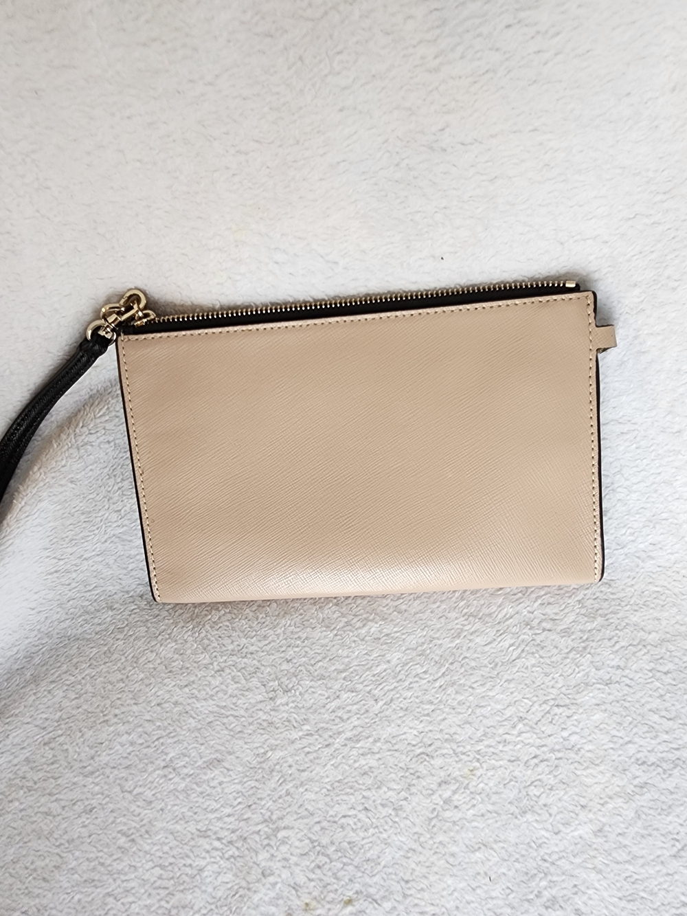 kate spade Black and Cream Two-Tone Wristlet Clutch - Picture 3 of 3